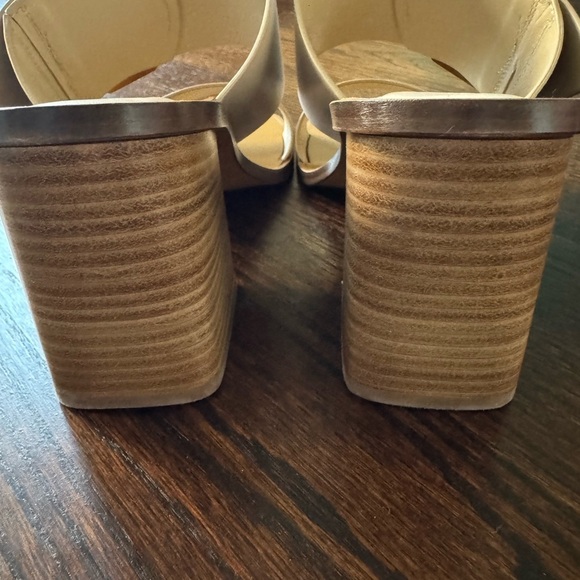 Banana Republic D’Orsay Sandals - size 10 - Picture 9 of 12